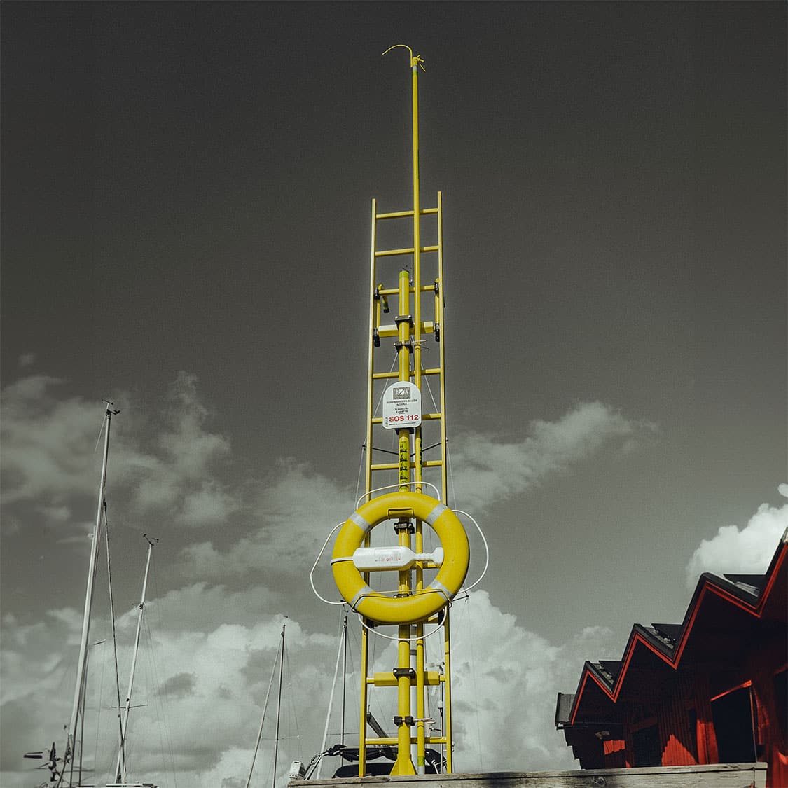 Gult komplett livredningssett fra rescue life 247